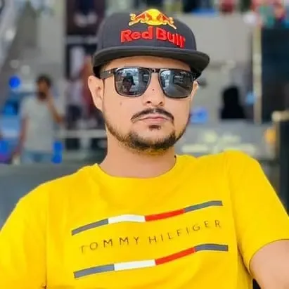 farrukhmubeen's avatar