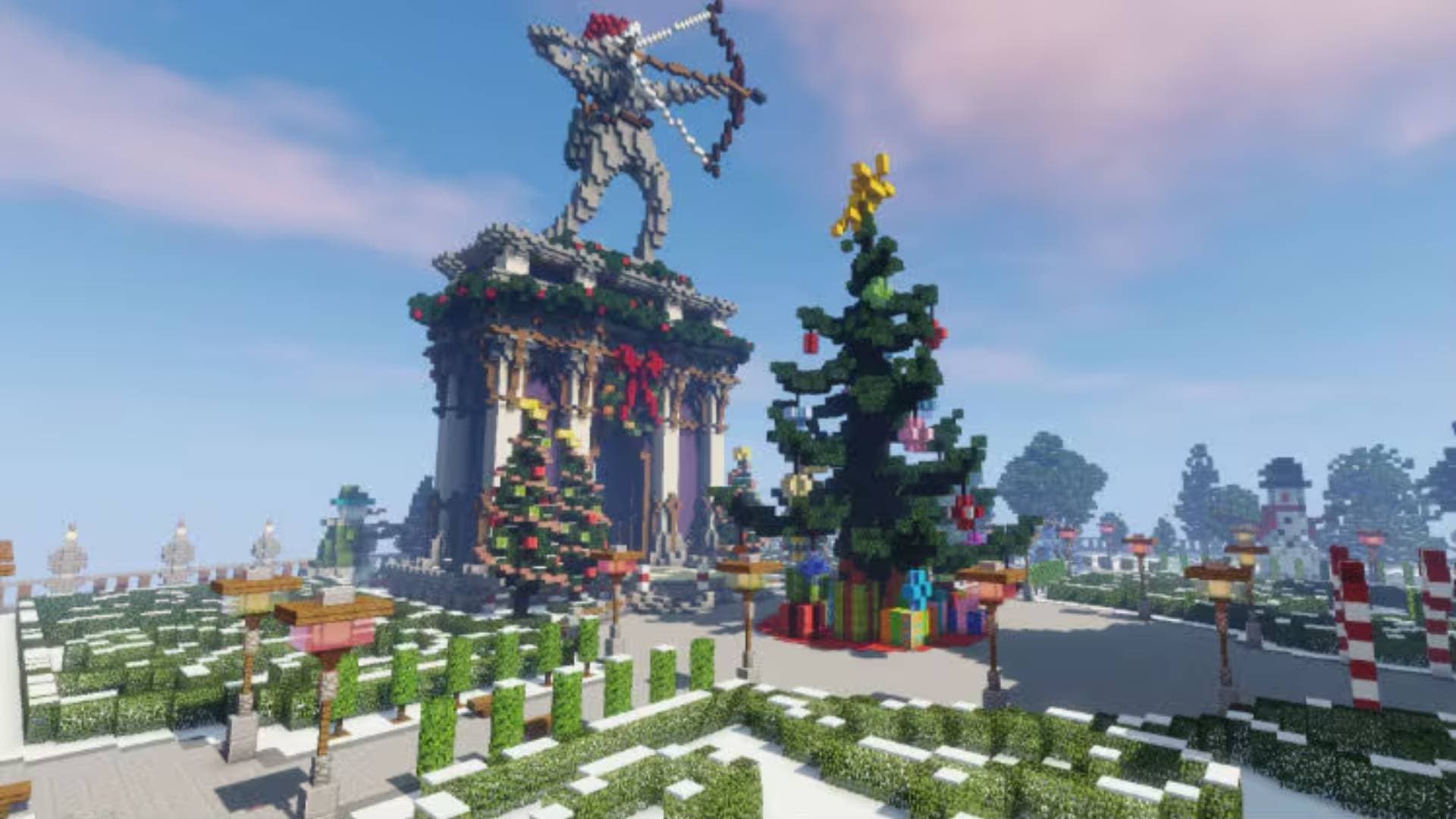 Build a Christmas tree in Minecraft!