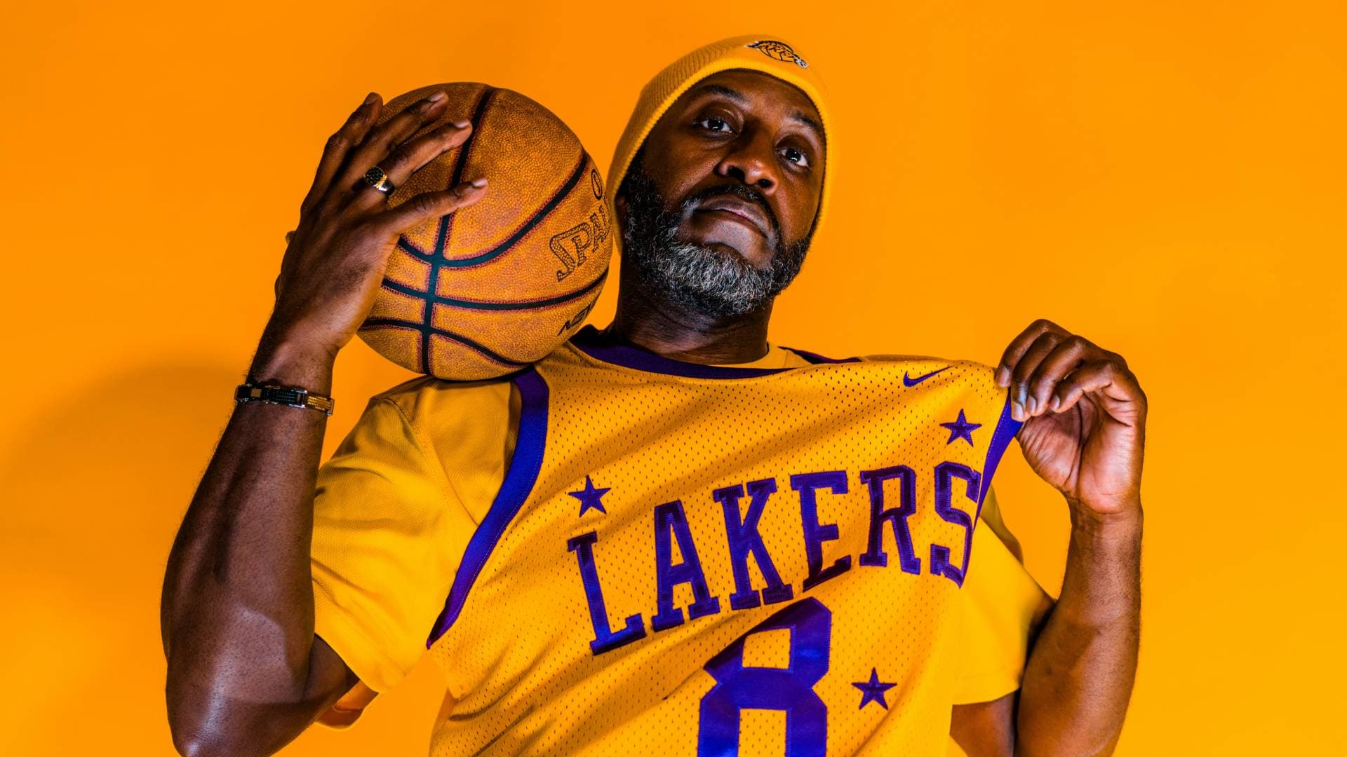 Design a new jersey for your favourite sports team!