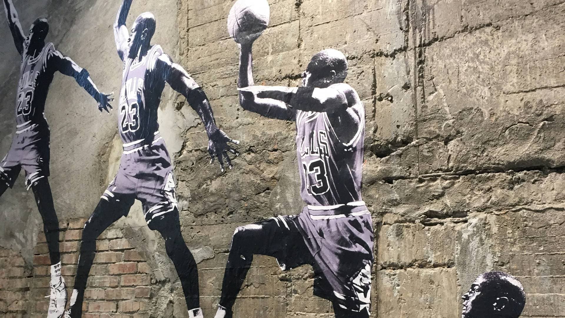 Create some fan art around a sport of your choice!