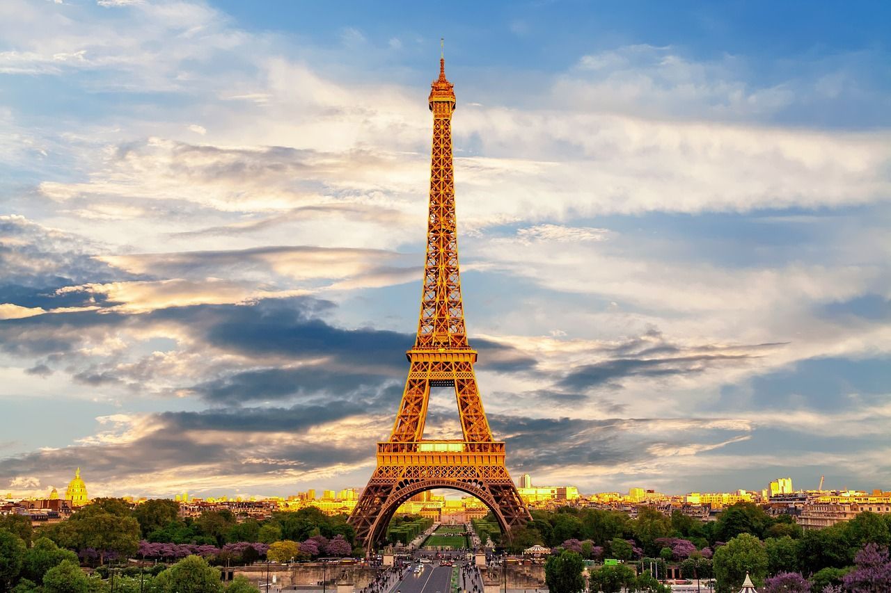 Recreate a famous monument or building for up to $40