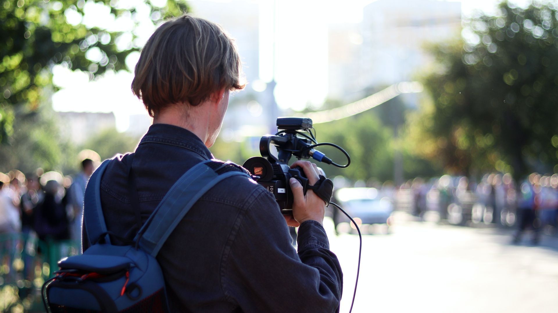 Share how best to cover live events as a content creator for $6!