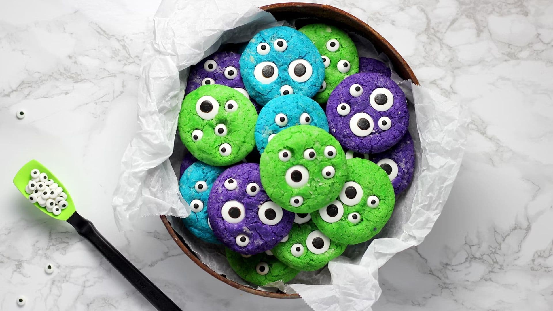 Bake some cookies based on Critter Café!