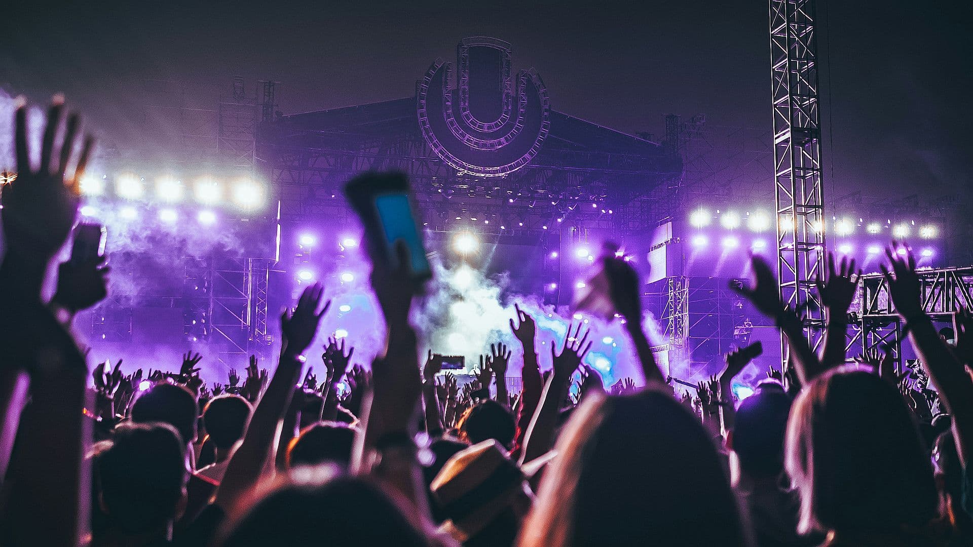 Pick five bands to headline your dream festival and explain for $3