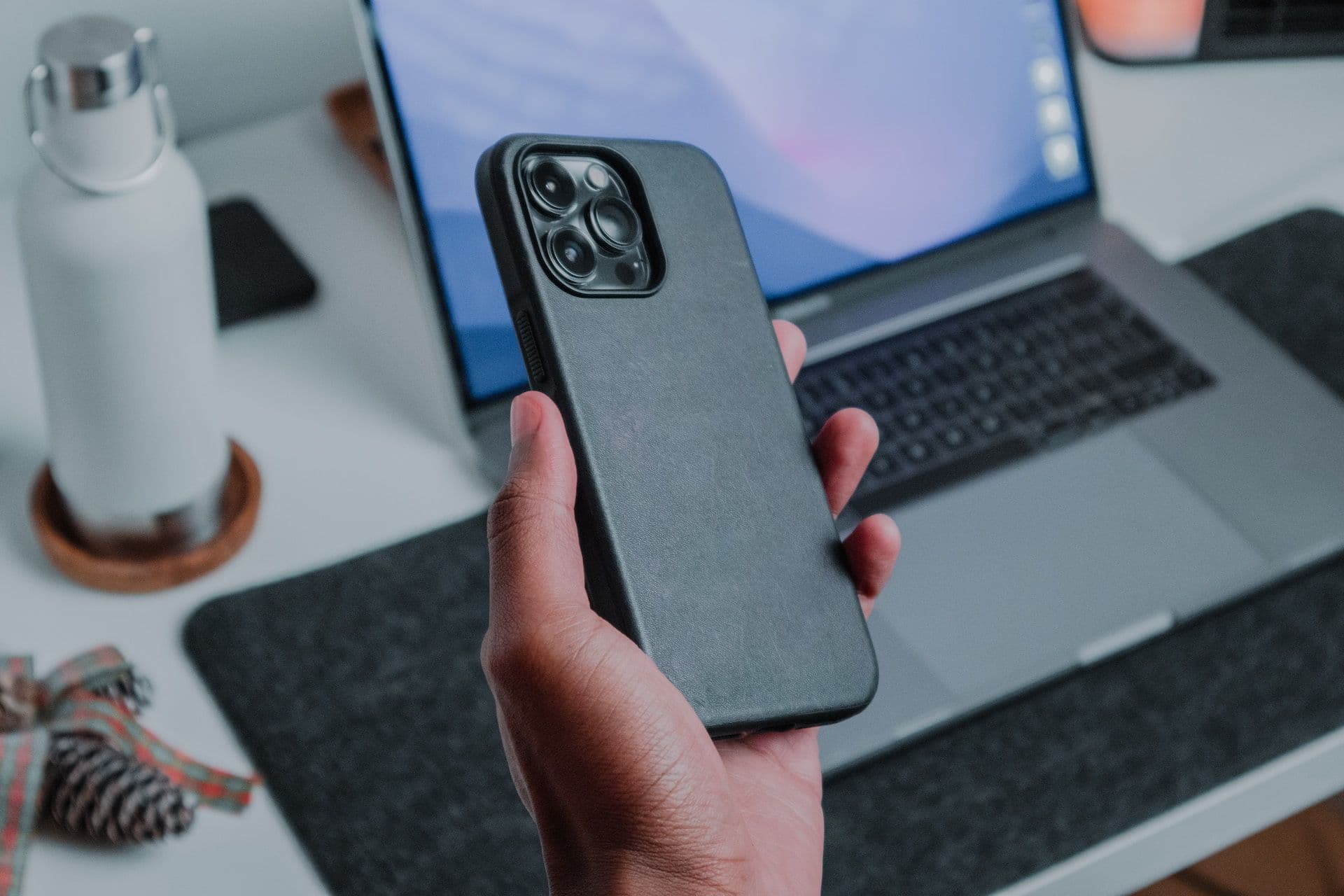 Who's your favourite tech reviewer? Show us for $3